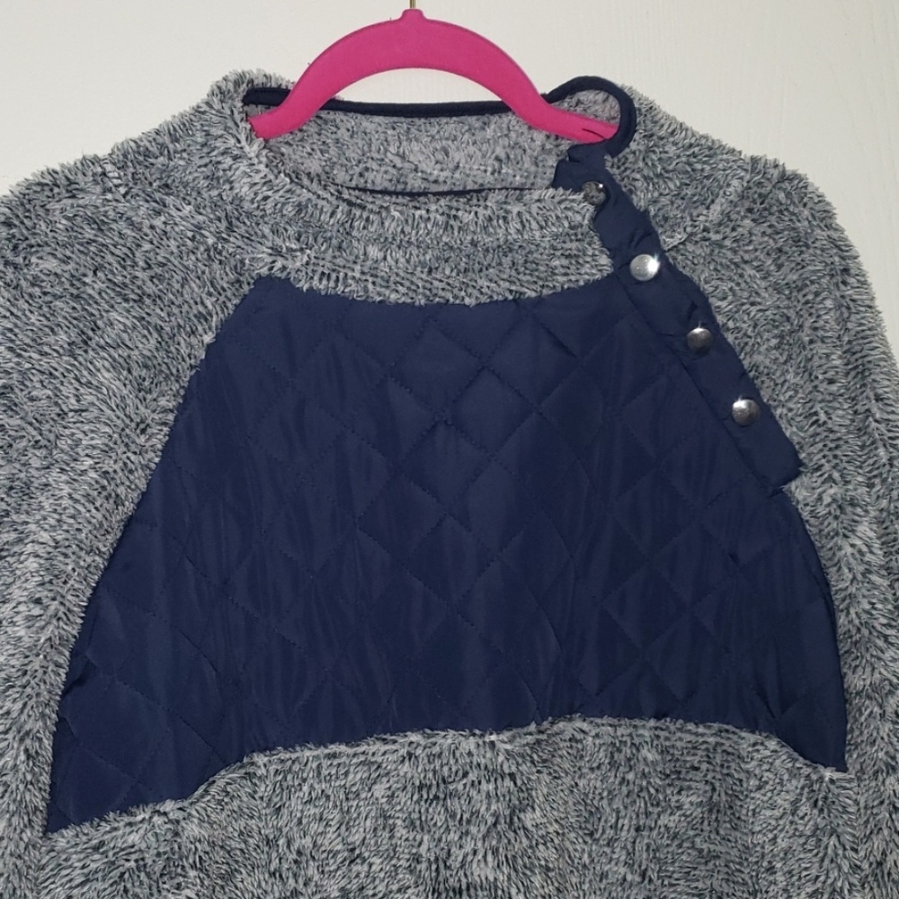 Fleece pullover - Picture 2 of 2